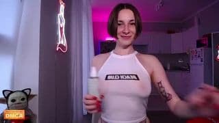 Current preview image for model red_foxxx_